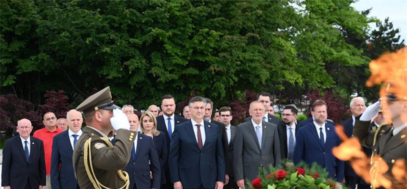 Predsjednik Vlade Plenković čestitao Dan državnosti